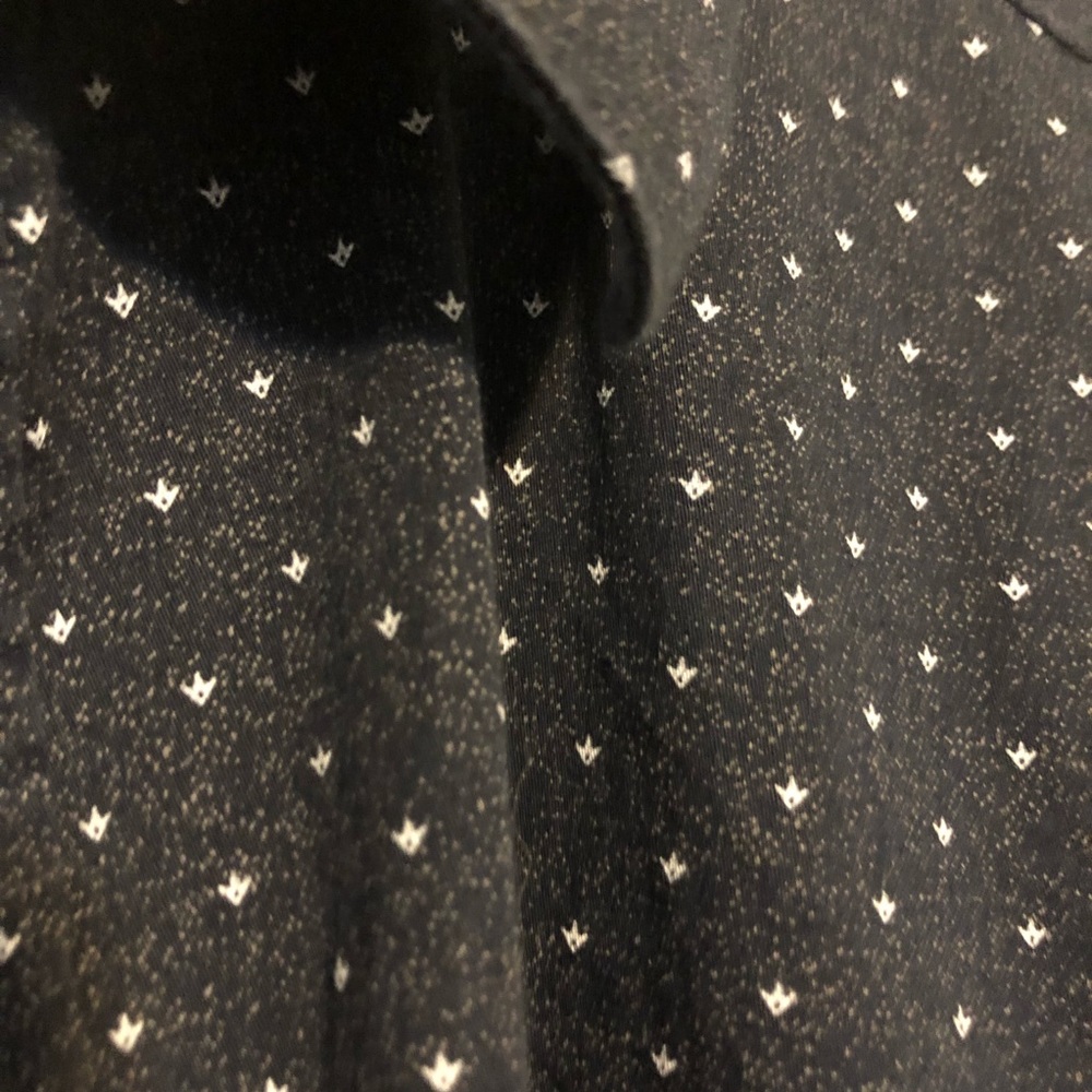 PERRY ELLIS DRESS SHIRT - Picture 3 of 5